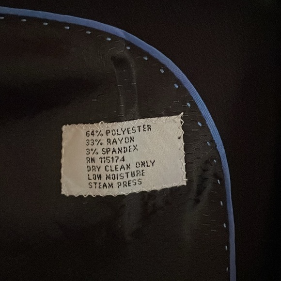 Lineage Performance 2 Button Slim Fit blazer - Picture 7 of 8